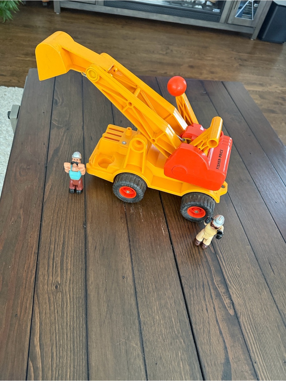Vintage 1970’s Fisher Price Shovel Digger With 2 Husky Construction Workers